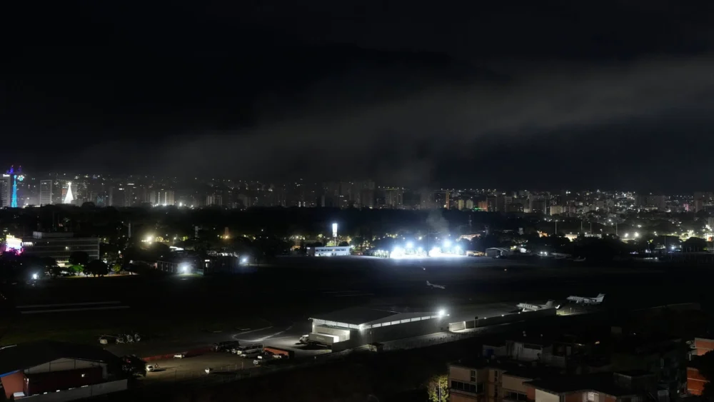 Caracas Rocked by Unexplained Explosions, Raising Security Concerns Amidst Economic Turmoil