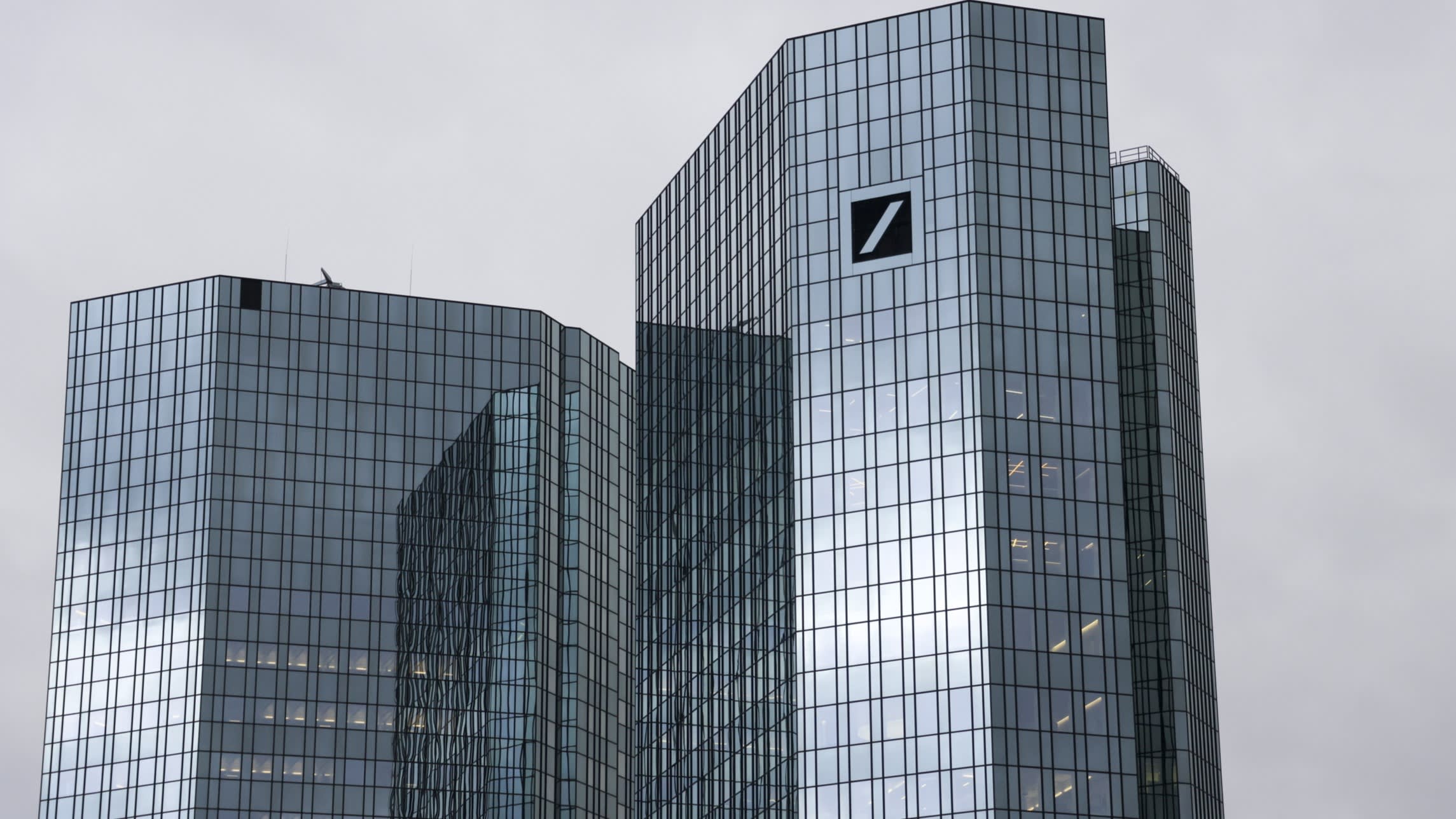 Deutsche Bank’s Equity Valuation Surpasses Intrinsic Worth for the First Time Since the 2008 Financial Crisis
