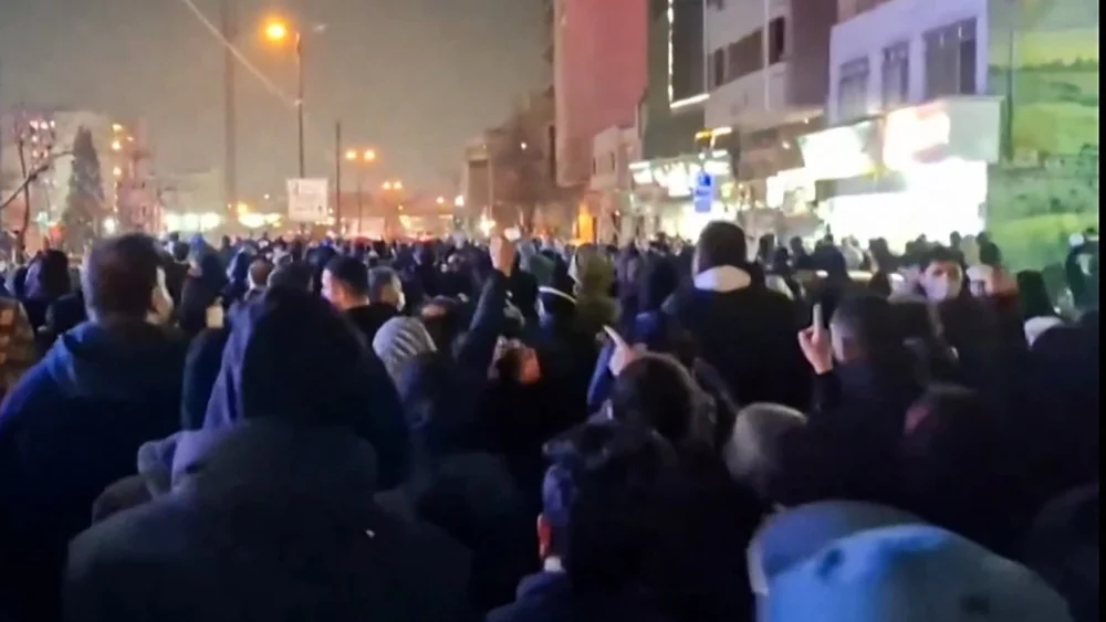 Iran’s Theocratic Leadership Faces an Escalating Convergence of Internal Pressures and External Sanctions, Diminishing Its Options for Survival.