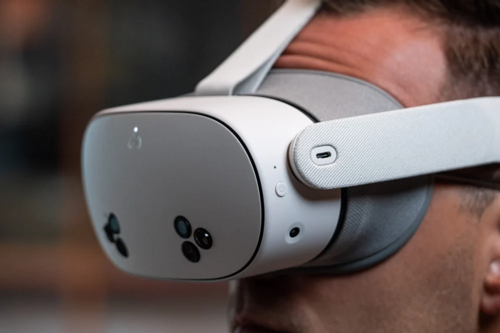 Meta Pivots Sharply: The End of the Enterprise Metaverse Dream as Workrooms Disappears