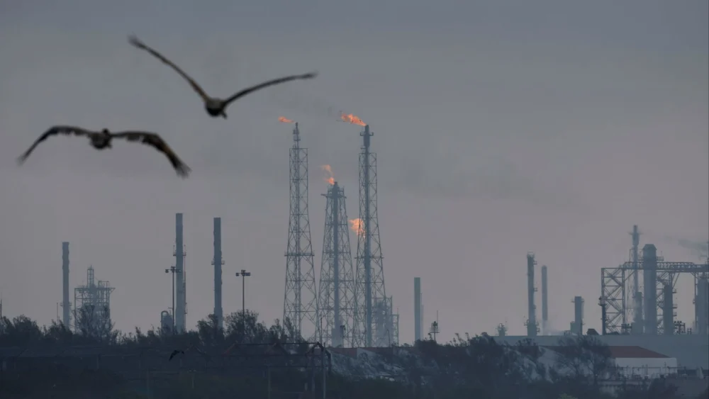 Mexico’s Maritime Dealings With Cuba Ignite Potential U.S. Diplomatic Friction