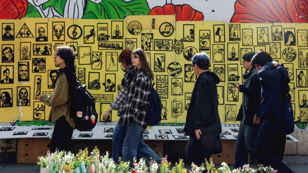 Iranian Universities Erupt in Waves of Dissent: Students Challenge Authority in Escalating Protests