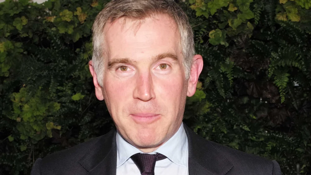 Leadership Shake-up Amidst Heightened Political Scrutiny as Key Aide Departs