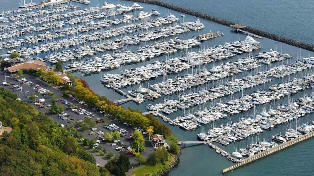 Luxury Marinas Command Premium Valuations as Leisure Boating Sector Surges
