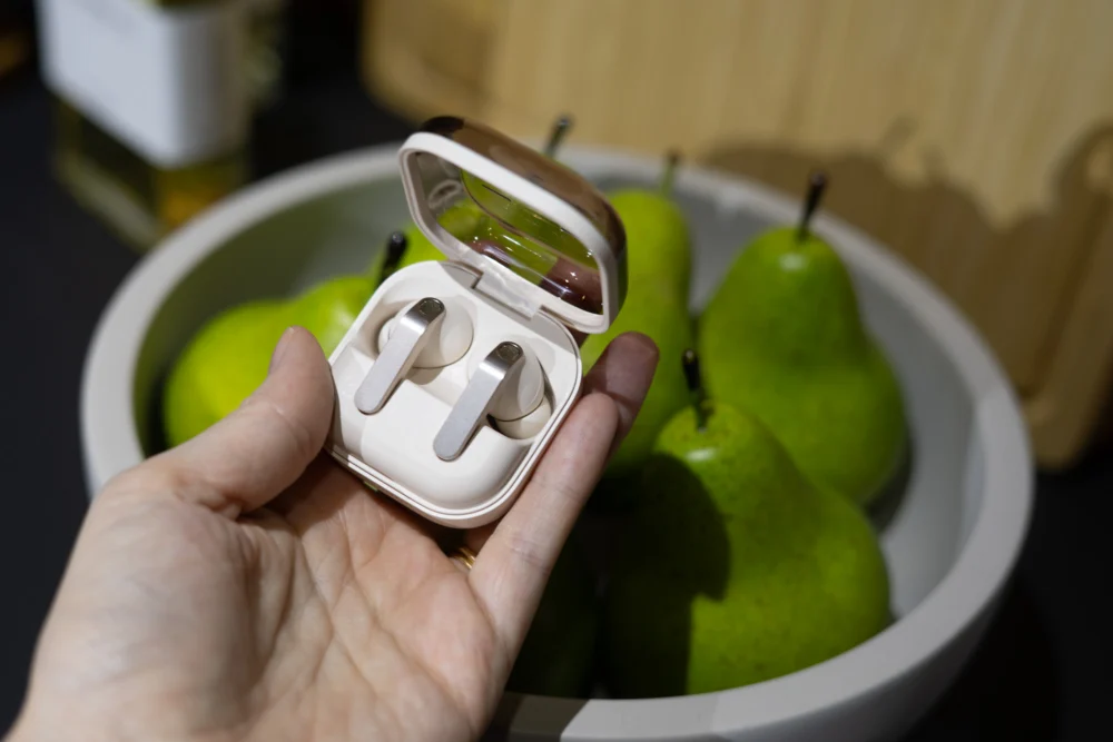 Samsung Elevates Audio Experience with Galaxy Buds 4 and Buds 4 Pro: A Direct Challenge to Apple’s Dominance