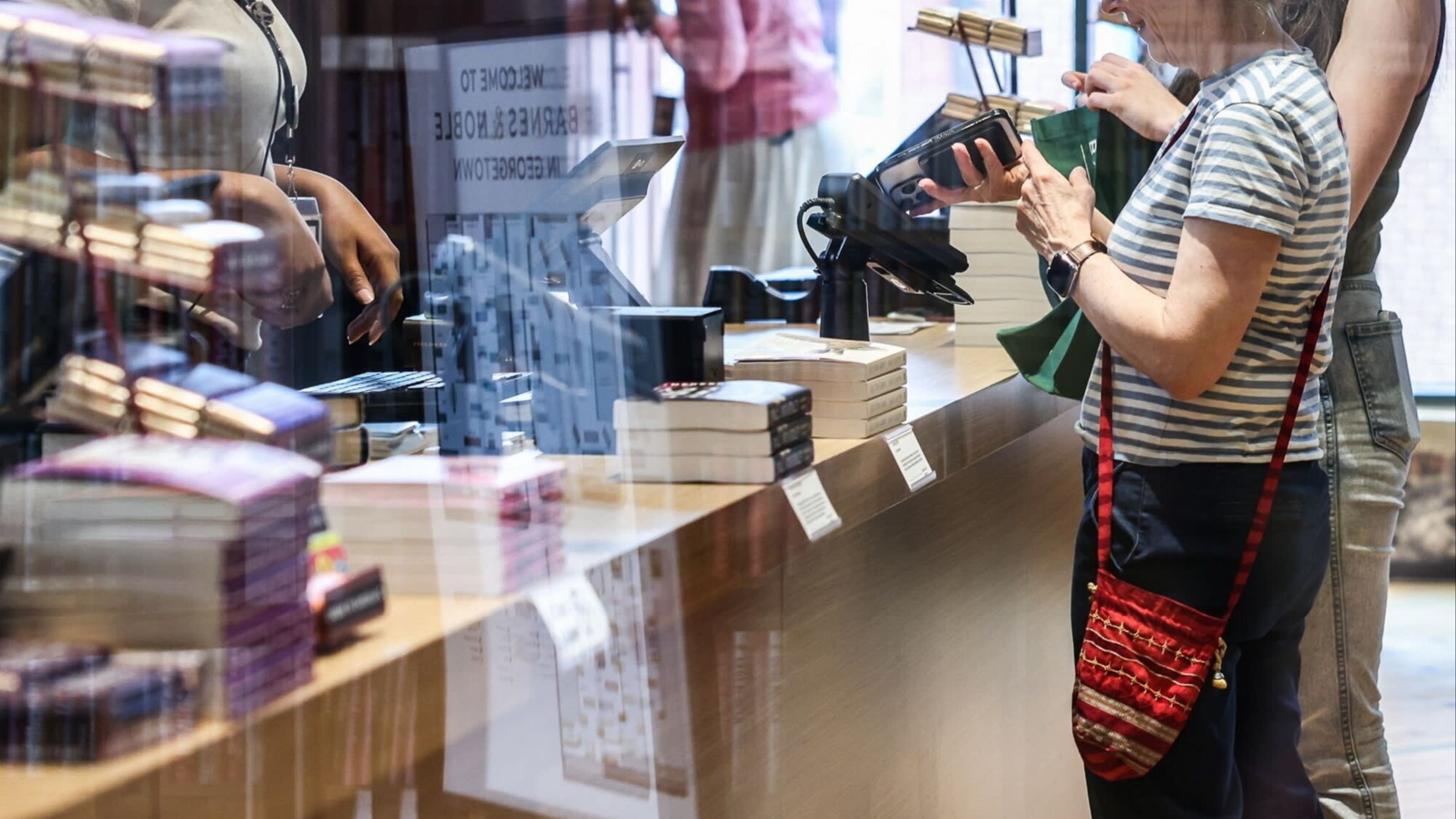 Economic Landscape of Late 2025 Reveals a More Subdued Trajectory Than Initially Perceived