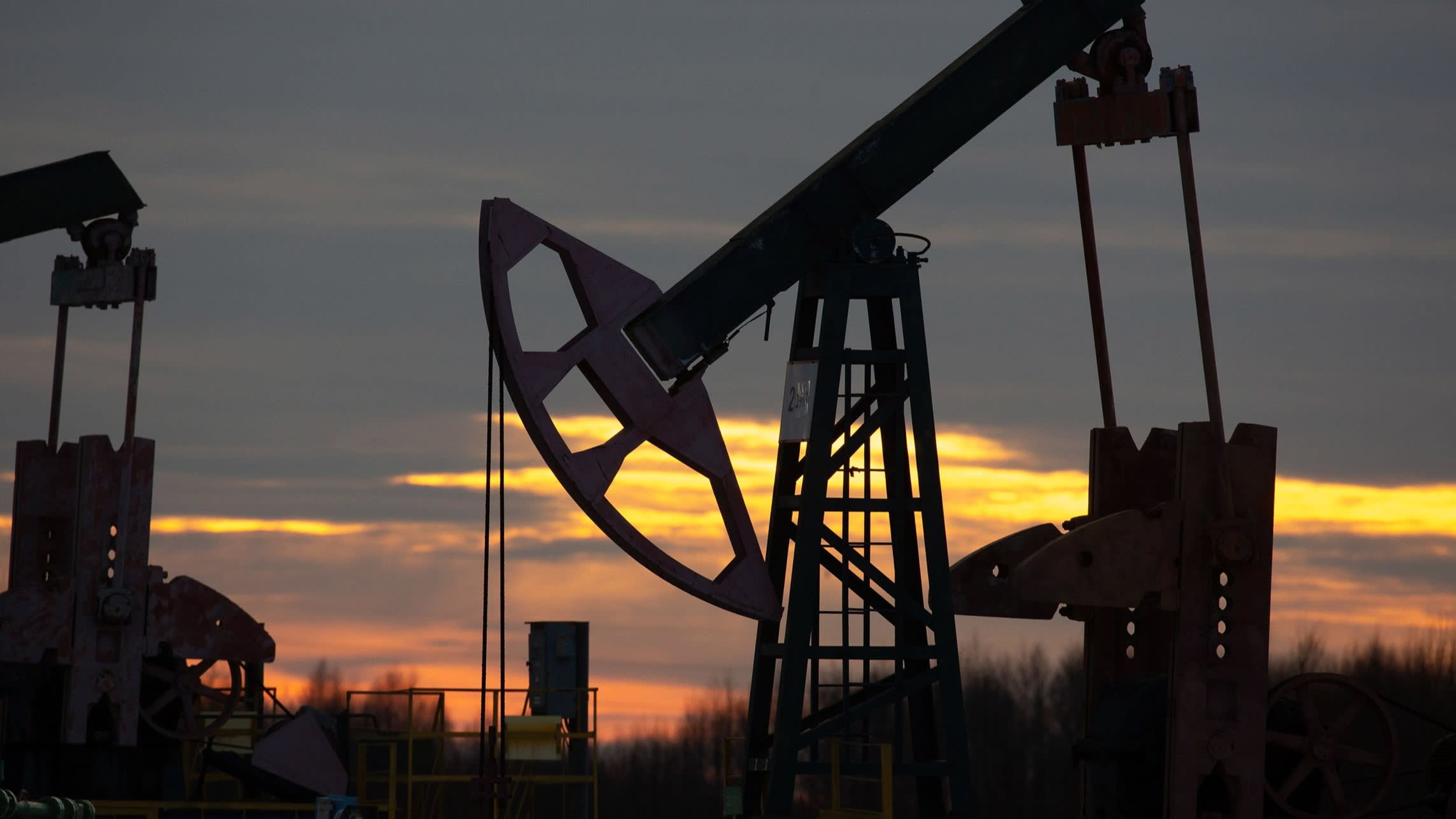 Global Energy Markets Surge as Russia Capitalizes on Oil Price Escalation, Generating Substantial Daily Revenue