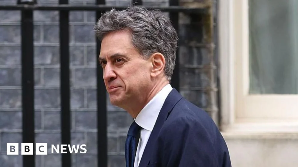 Government Vows Strict Action Against Undue Energy Market Gains Amidst Soaring Global Oil Prices