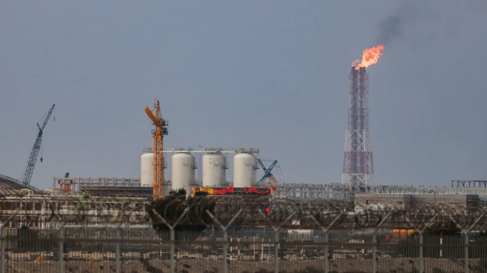 Gulf Energy Exports on Brink of Disruption Amid Escalating Regional Tensions, Qatar Issues Stark Warning