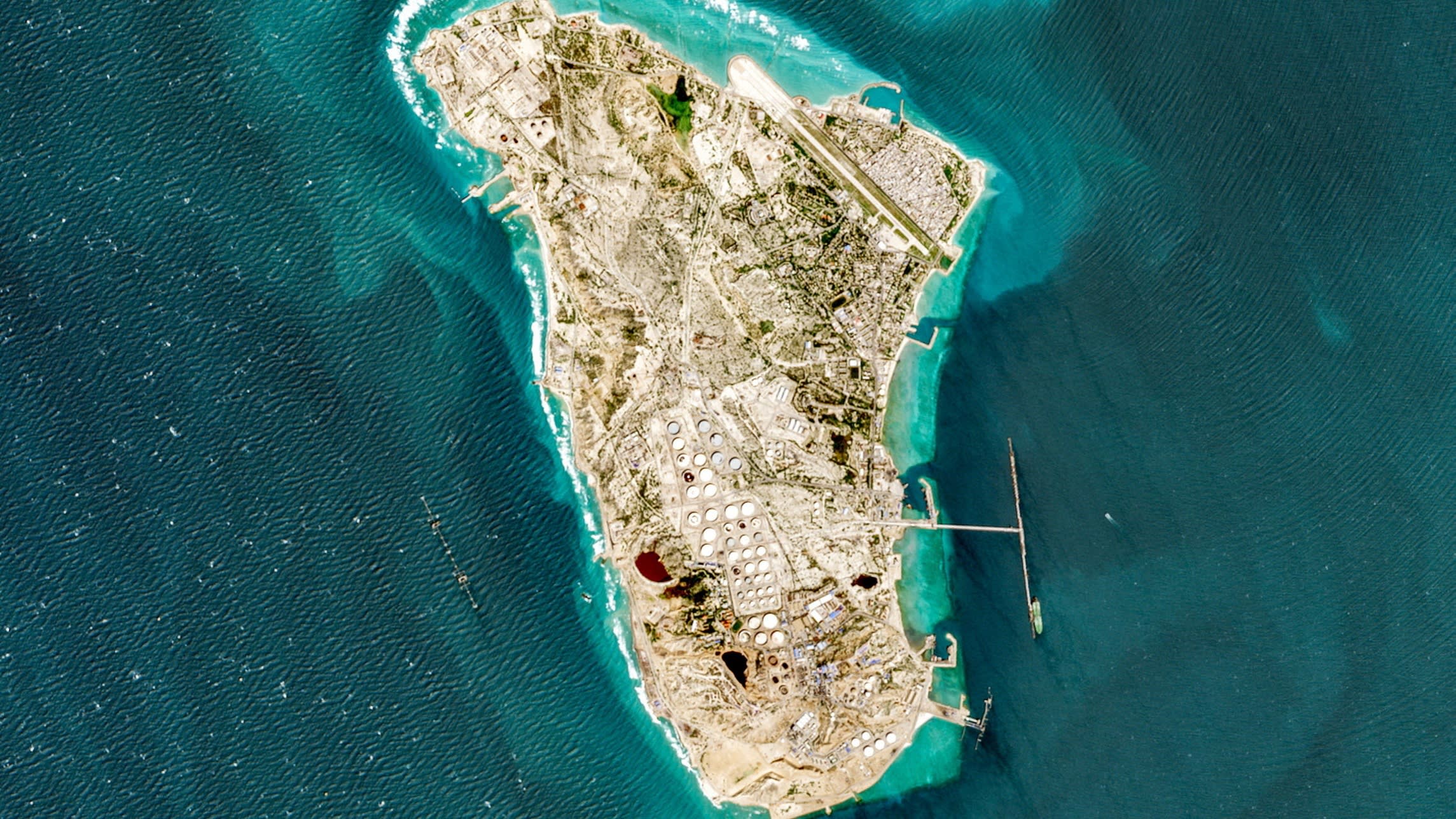 Heightened Tensions as Israel Warns of Strikes on Iranian Industrial Site Amidst Regional Escalation