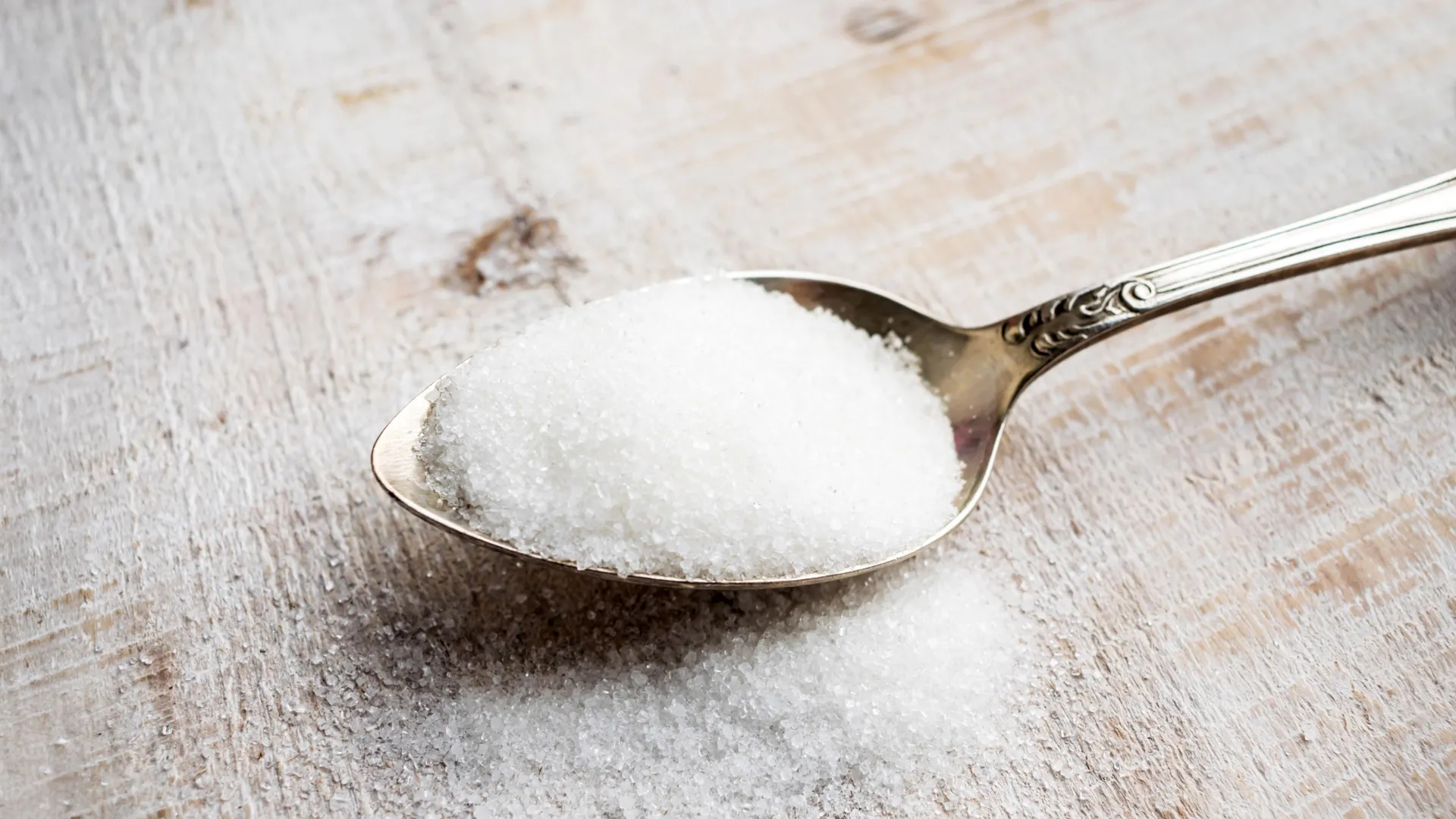 Non-Nutritive Sweeteners Implicated in Accelerated Cognitive Deterioration: A Longitudinal Analysis