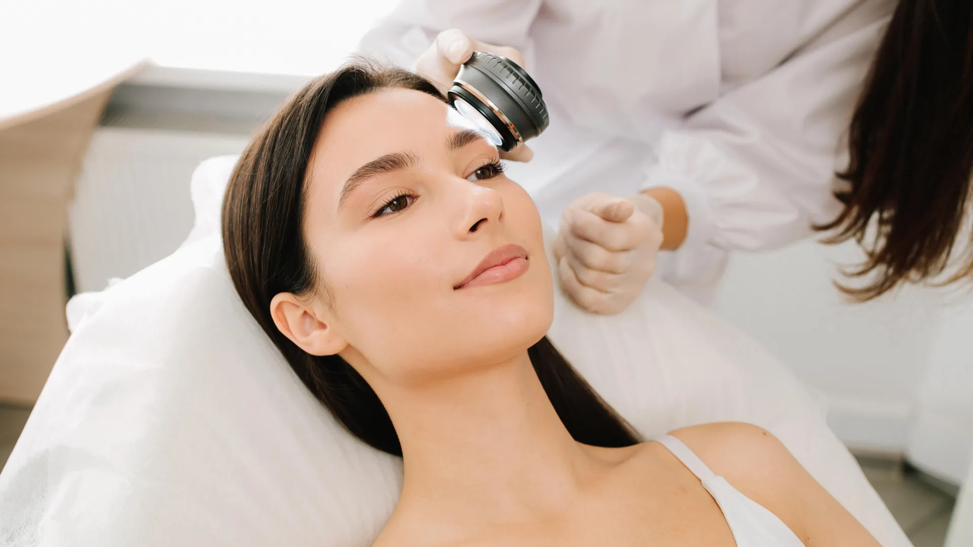 Revolutionizing Dermatological Diagnostics: Uncovering Sub-Structural Collagen Deterioration Before Macroscopic Manifestation