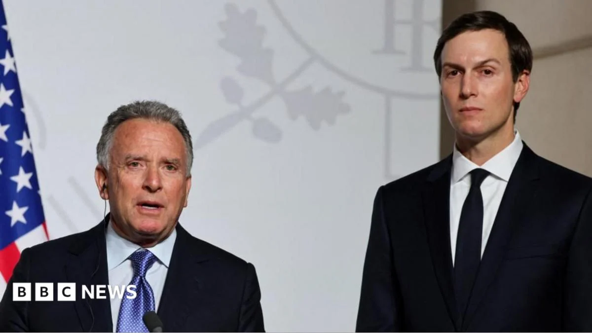 High-Stakes Diplomacy Unfurls: US Envoys Arrive in Moscow Amidst Intensified Push for Ukraine Peace