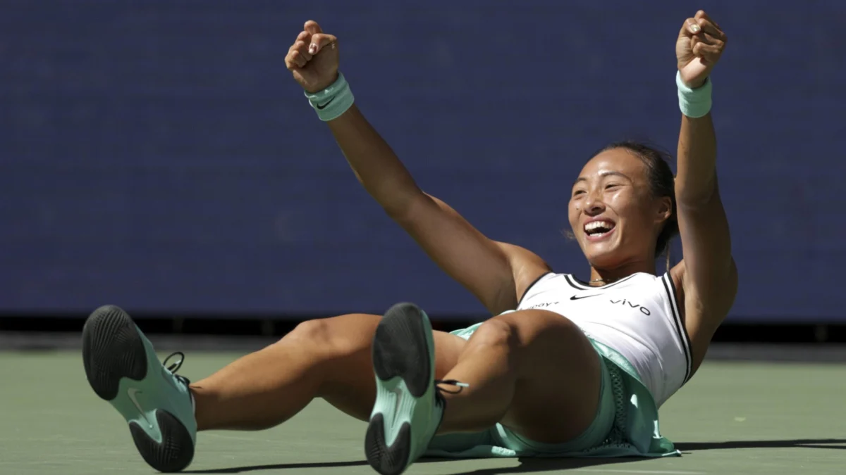 Zheng Qinwen’s Resurgent Brilliance Shatters Swiatek’s US Open Hopes, Propelling Her to Quarter-Finals