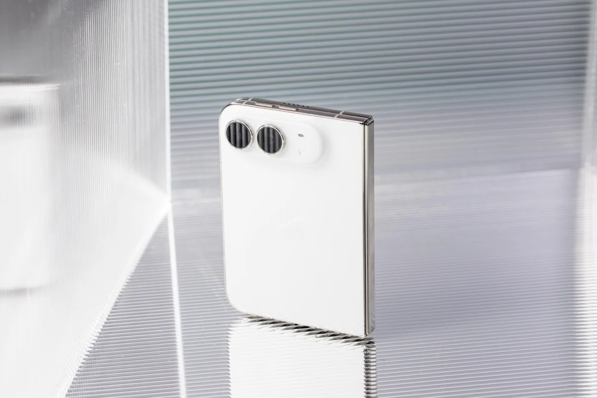 Apple’s Innovative iPhone Duo Redefines Mobile Interaction with Stylus Integration and Enhanced Video Conferencing